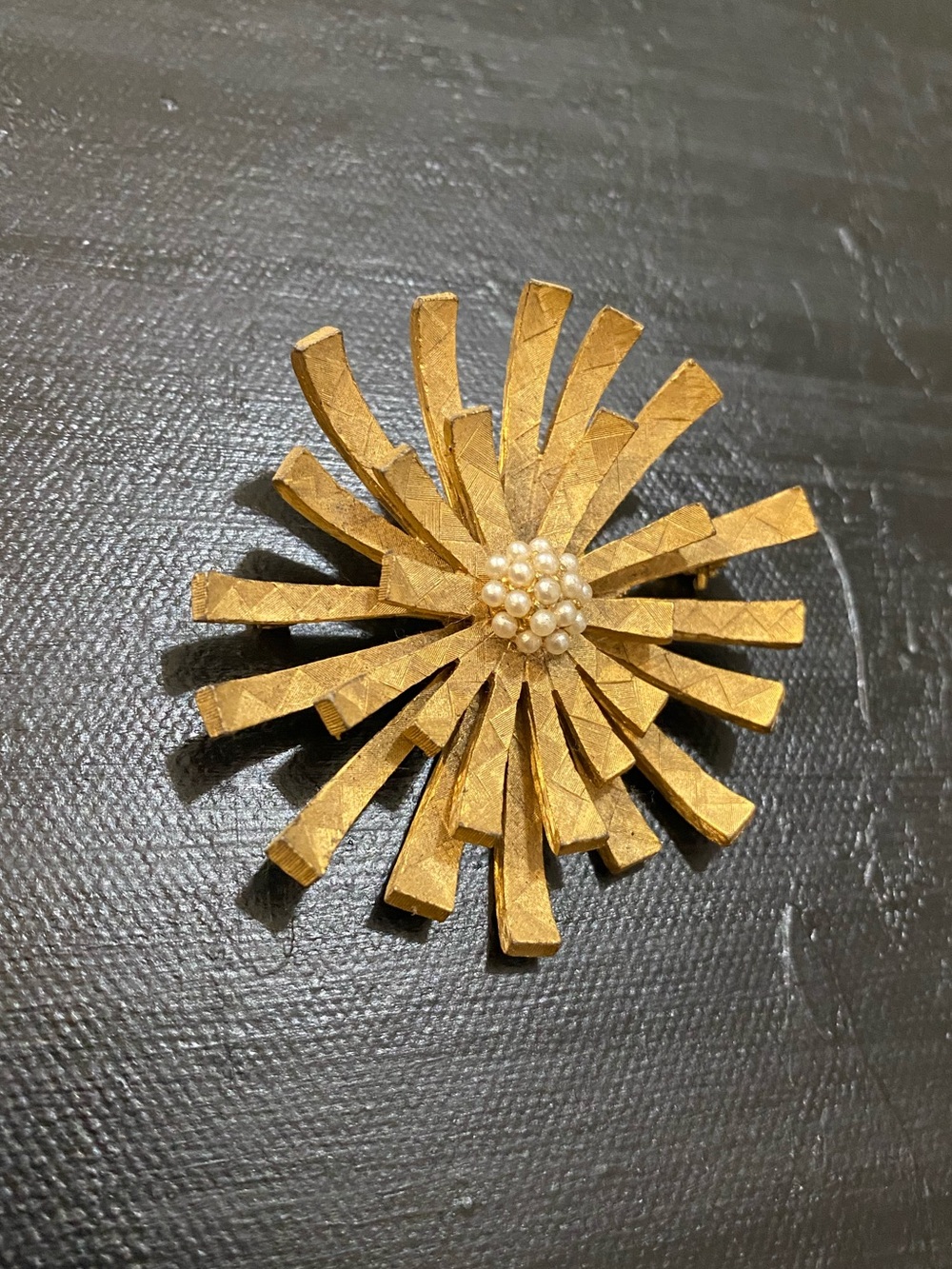 Vintage Benedikt | New York: Floral brooch with cluster